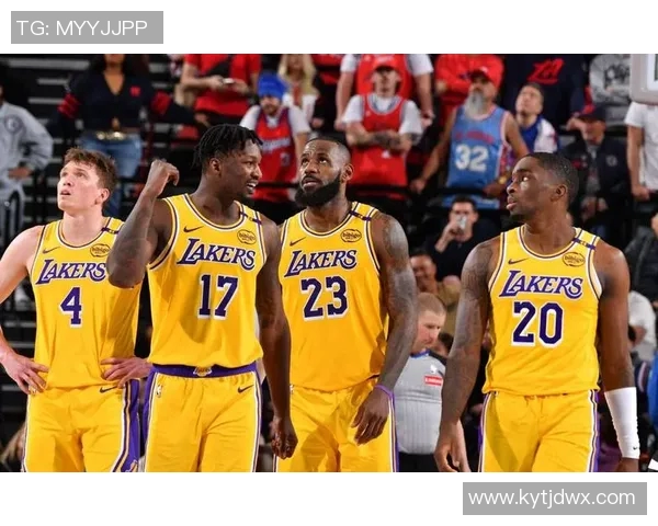 詹姆斯东契奇双星闪耀湖人战胜快船喜迎五连胜